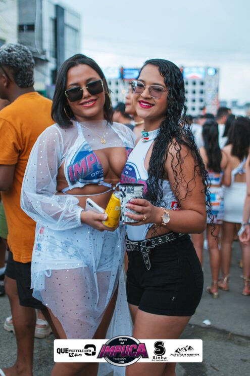 Bloco da Impuca completa 15 anos e arrasta multidão pelas ruas de Camacã 762