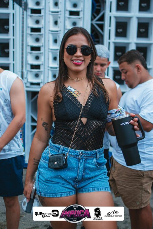 Bloco da Impuca completa 15 anos e arrasta multidão pelas ruas de Camacã 772