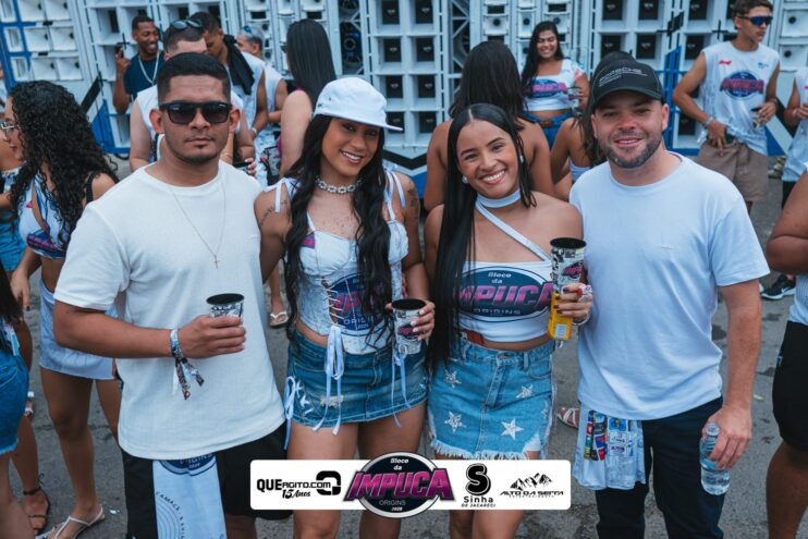 Bloco da Impuca completa 15 anos e arrasta multidão pelas ruas de Camacã 807