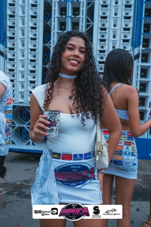 Bloco da Impuca completa 15 anos e arrasta multidão pelas ruas de Camacã 812