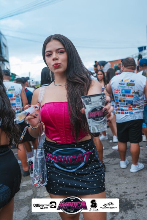 Bloco da Impuca completa 15 anos e arrasta multidão pelas ruas de Camacã 829