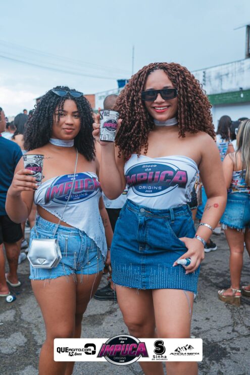 Bloco da Impuca completa 15 anos e arrasta multidão pelas ruas de Camacã 836