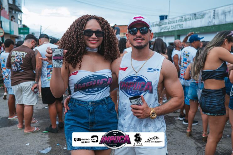Bloco da Impuca completa 15 anos e arrasta multidão pelas ruas de Camacã 837