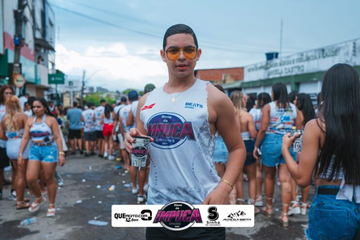 Bloco da Impuca completa 15 anos e arrasta multidão pelas ruas de Camacã 849