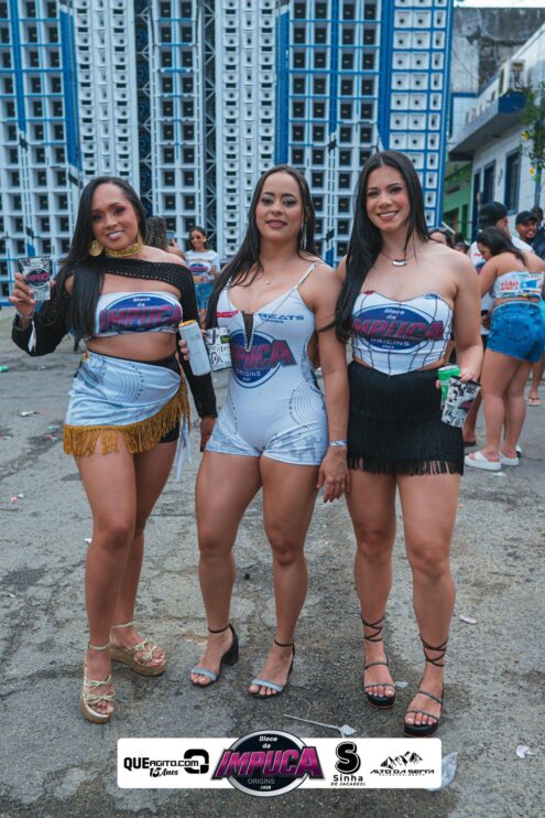 Bloco da Impuca completa 15 anos e arrasta multidão pelas ruas de Camacã 856