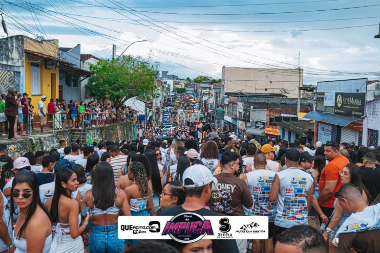 Bloco da Impuca completa 15 anos e arrasta multidão pelas ruas de Camacã 879