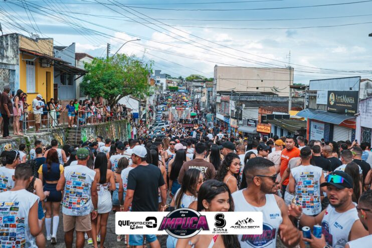 Bloco da Impuca completa 15 anos e arrasta multidão pelas ruas de Camacã 881