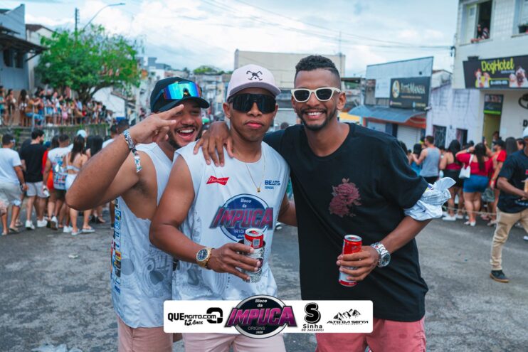 Bloco da Impuca completa 15 anos e arrasta multidão pelas ruas de Camacã 886