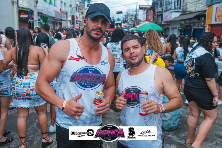 Bloco da Impuca completa 15 anos e arrasta multidão pelas ruas de Camacã 903