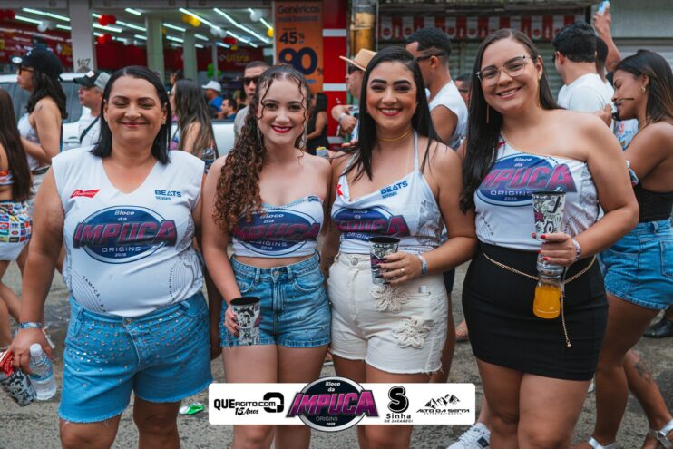 Bloco da Impuca completa 15 anos e arrasta multidão pelas ruas de Camacã 921