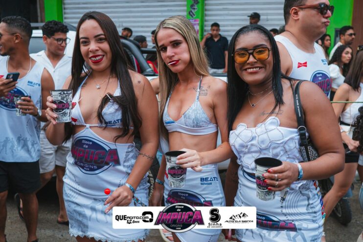 Bloco da Impuca completa 15 anos e arrasta multidão pelas ruas de Camacã 922