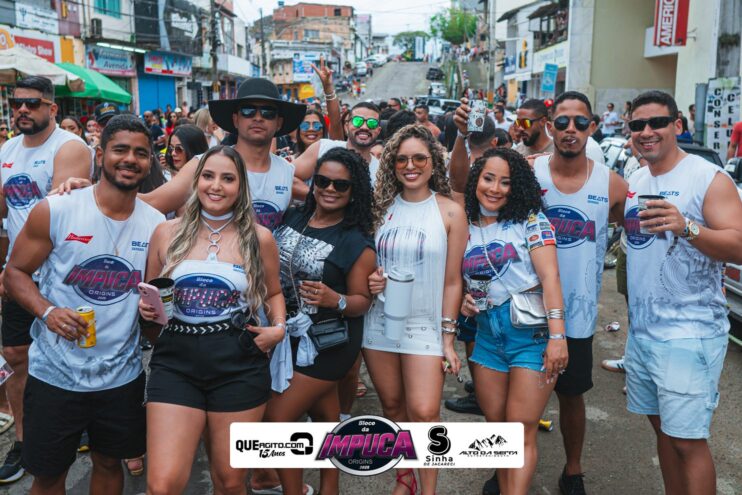 Bloco da Impuca completa 15 anos e arrasta multidão pelas ruas de Camacã 927