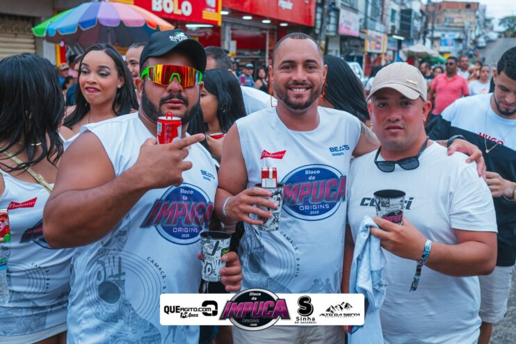 Bloco da Impuca completa 15 anos e arrasta multidão pelas ruas de Camacã 947