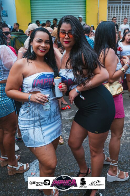 Bloco da Impuca completa 15 anos e arrasta multidão pelas ruas de Camacã 962