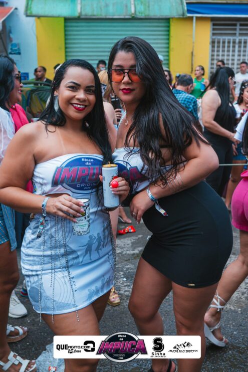 Bloco da Impuca completa 15 anos e arrasta multidão pelas ruas de Camacã 964