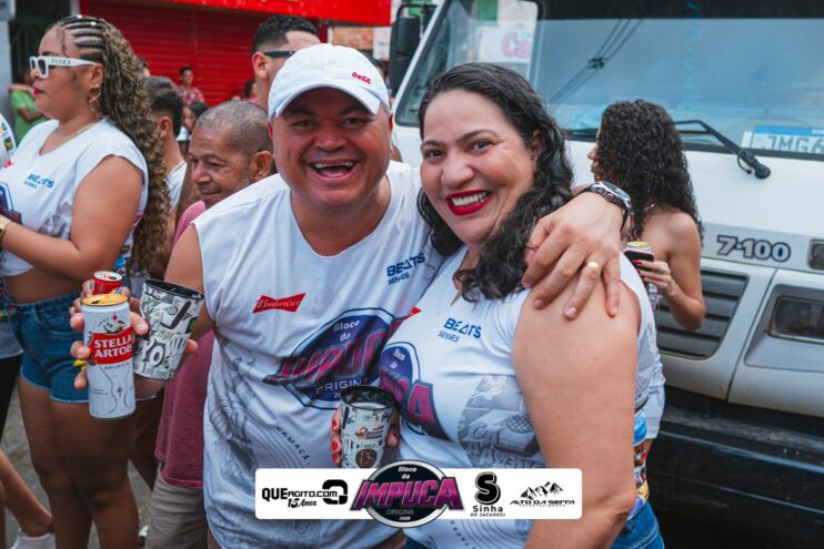 Bloco da Impuca completa 15 anos e arrasta multidão pelas ruas de Camacã 965