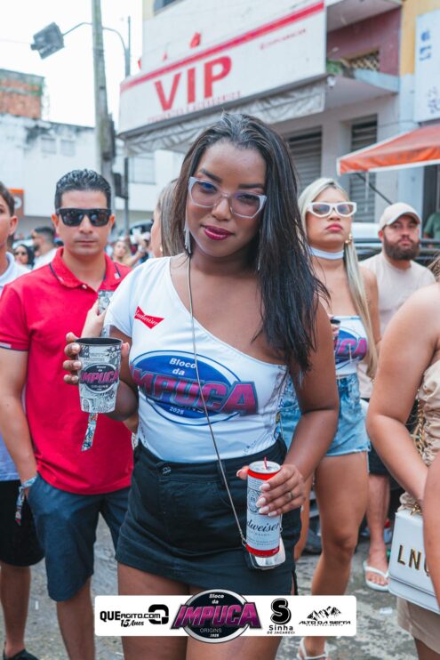 Bloco da Impuca completa 15 anos e arrasta multidão pelas ruas de Camacã 972