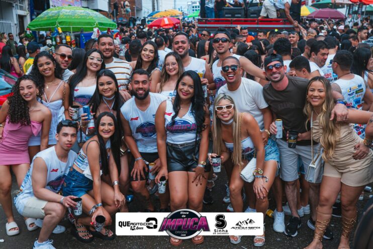 Bloco da Impuca completa 15 anos e arrasta multidão pelas ruas de Camacã 981