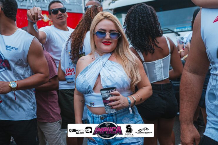 Bloco da Impuca completa 15 anos e arrasta multidão pelas ruas de Camacã 1001