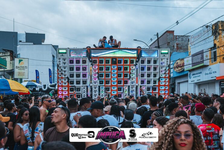 Bloco da Impuca completa 15 anos e arrasta multidão pelas ruas de Camacã 1348