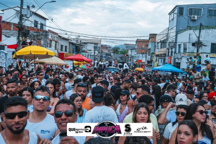 Bloco da Impuca completa 15 anos e arrasta multidão pelas ruas de Camacã 1353