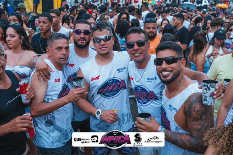 Bloco da Impuca completa 15 anos e arrasta multidão pelas ruas de Camacã 1357