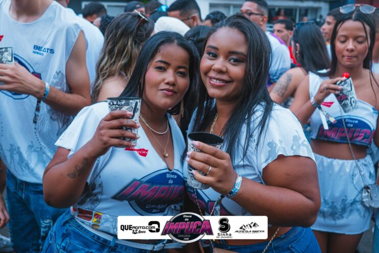 Bloco da Impuca completa 15 anos e arrasta multidão pelas ruas de Camacã 1359