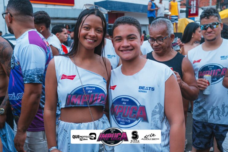 Bloco da Impuca completa 15 anos e arrasta multidão pelas ruas de Camacã 1360