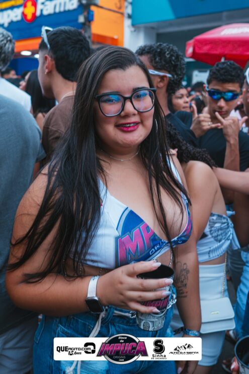 Bloco da Impuca completa 15 anos e arrasta multidão pelas ruas de Camacã 1363