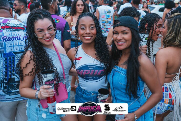 Bloco da Impuca completa 15 anos e arrasta multidão pelas ruas de Camacã 1371