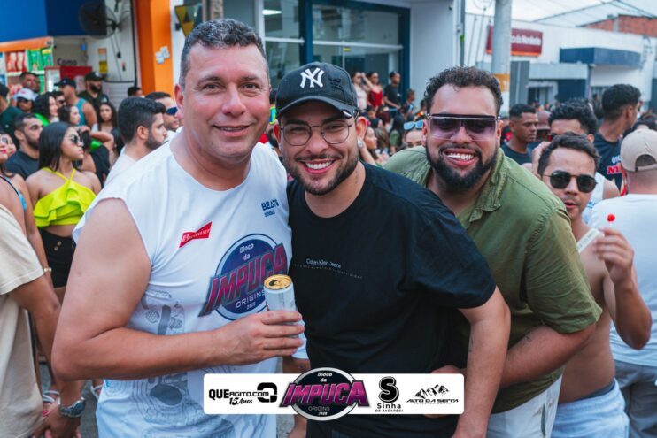 Bloco da Impuca completa 15 anos e arrasta multidão pelas ruas de Camacã 1396