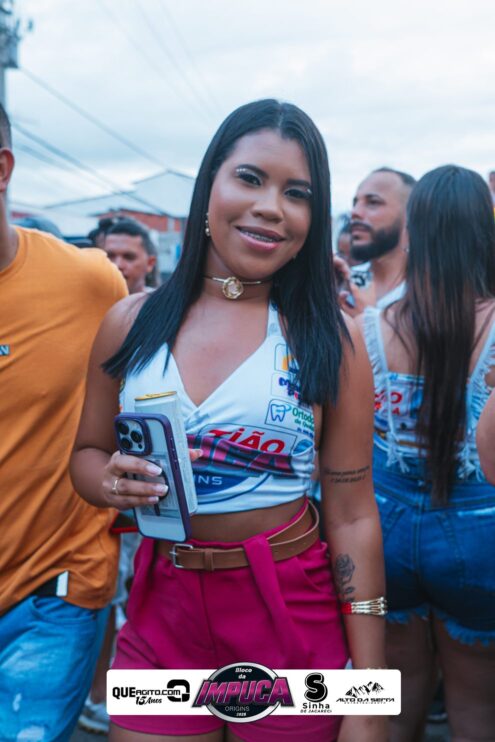 Bloco da Impuca completa 15 anos e arrasta multidão pelas ruas de Camacã 1400