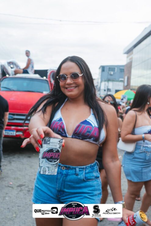 Bloco da Impuca completa 15 anos e arrasta multidão pelas ruas de Camacã 1417