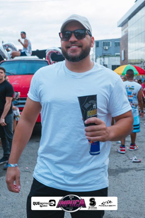 Bloco da Impuca completa 15 anos e arrasta multidão pelas ruas de Camacã 1425