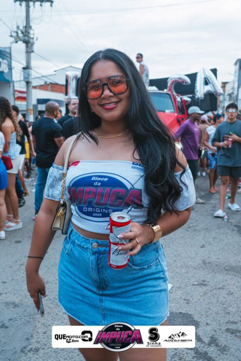 Bloco da Impuca completa 15 anos e arrasta multidão pelas ruas de Camacã 1427