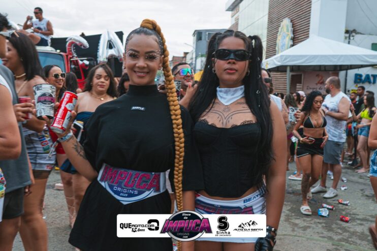 Bloco da Impuca completa 15 anos e arrasta multidão pelas ruas de Camacã 1439