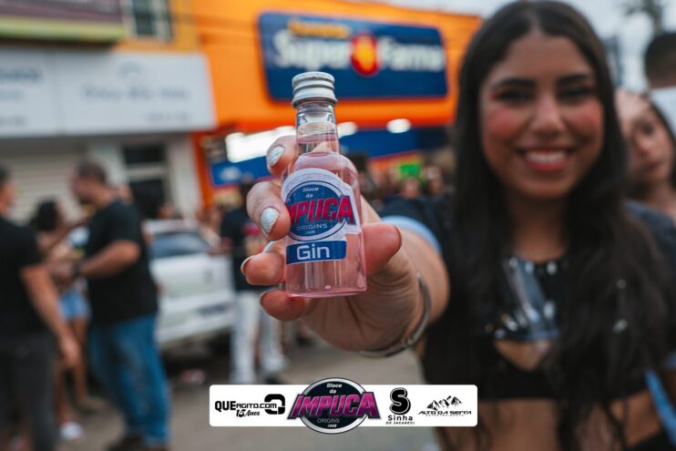 Bloco da Impuca completa 15 anos e arrasta multidão pelas ruas de Camacã 1442