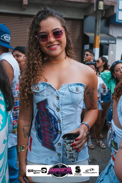 Bloco da Impuca completa 15 anos e arrasta multidão pelas ruas de Camacã 1457