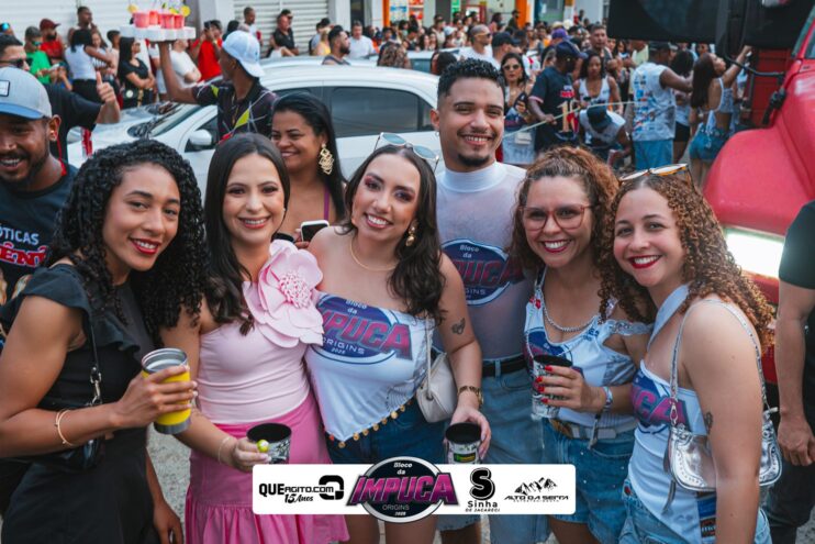 Bloco da Impuca completa 15 anos e arrasta multidão pelas ruas de Camacã 1464