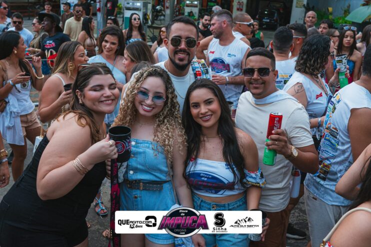 Bloco da Impuca completa 15 anos e arrasta multidão pelas ruas de Camacã 1468