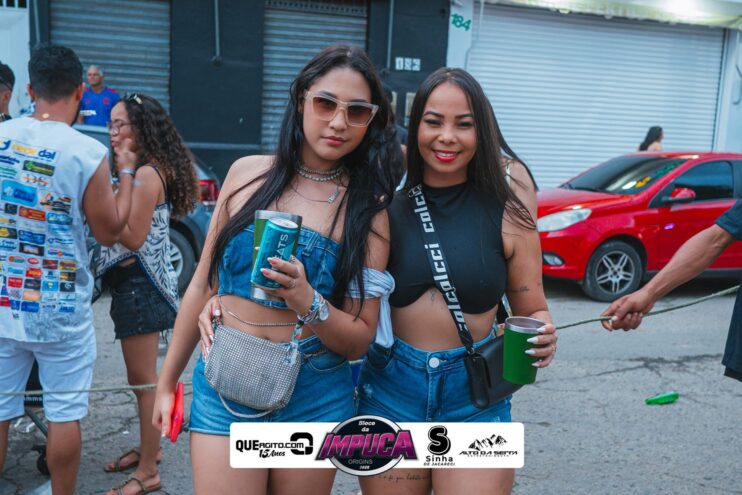 Bloco da Impuca completa 15 anos e arrasta multidão pelas ruas de Camacã 1481