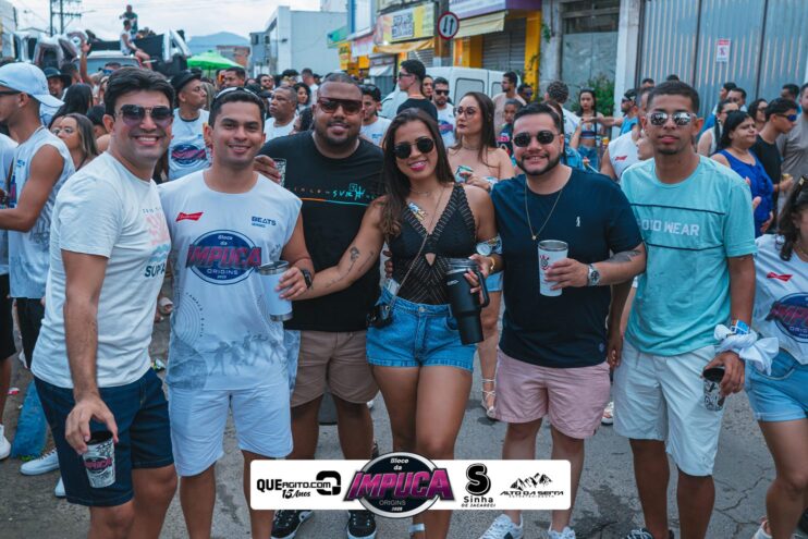 Bloco da Impuca completa 15 anos e arrasta multidão pelas ruas de Camacã 1483