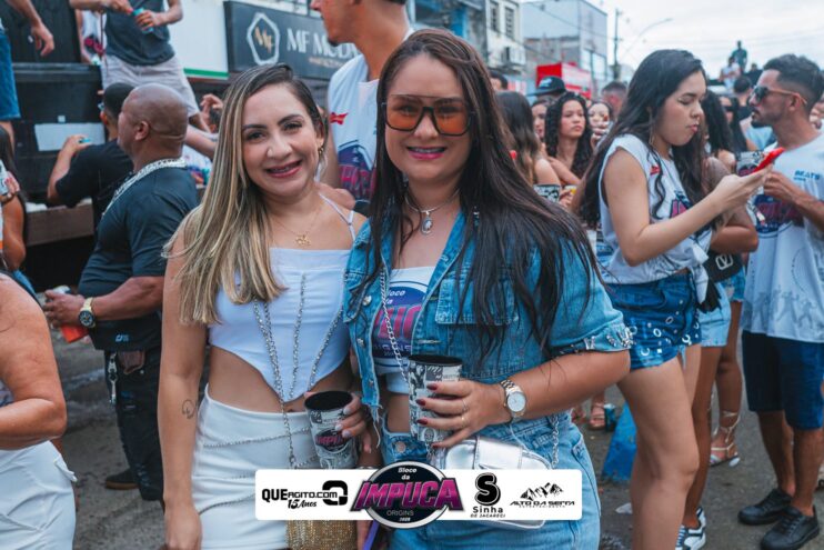 Bloco da Impuca completa 15 anos e arrasta multidão pelas ruas de Camacã 1489