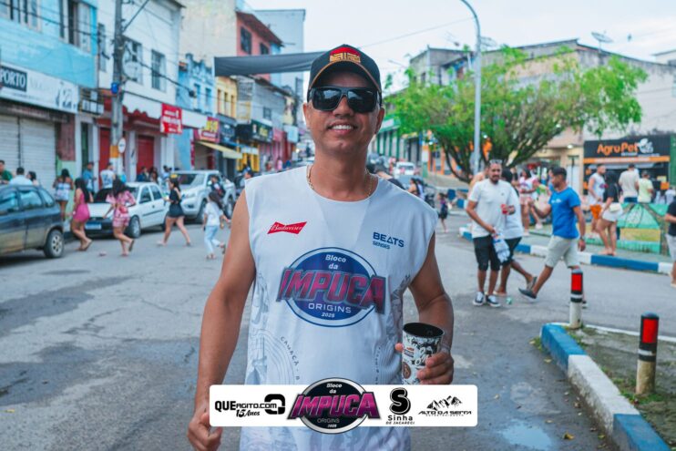 Bloco da Impuca completa 15 anos e arrasta multidão pelas ruas de Camacã 1492