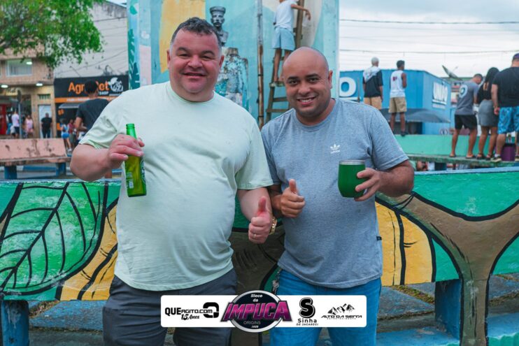 Bloco da Impuca completa 15 anos e arrasta multidão pelas ruas de Camacã 1495