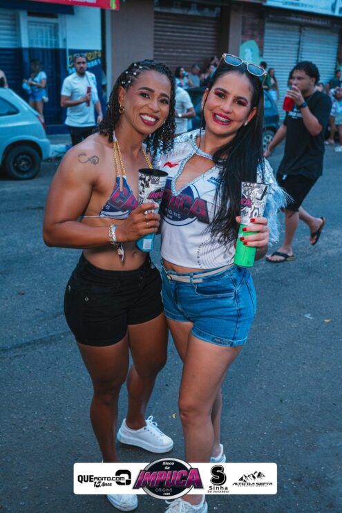 Bloco da Impuca completa 15 anos e arrasta multidão pelas ruas de Camacã 1502