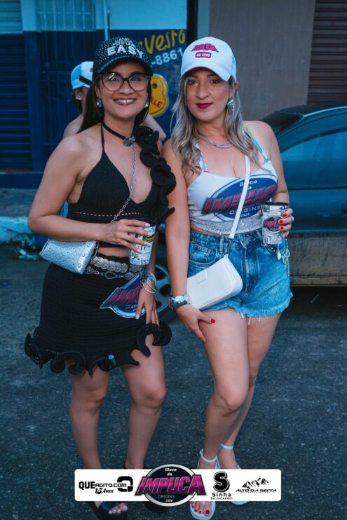 Bloco da Impuca completa 15 anos e arrasta multidão pelas ruas de Camacã 1503