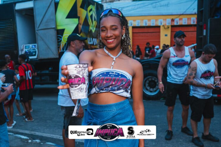 Bloco da Impuca completa 15 anos e arrasta multidão pelas ruas de Camacã 1512