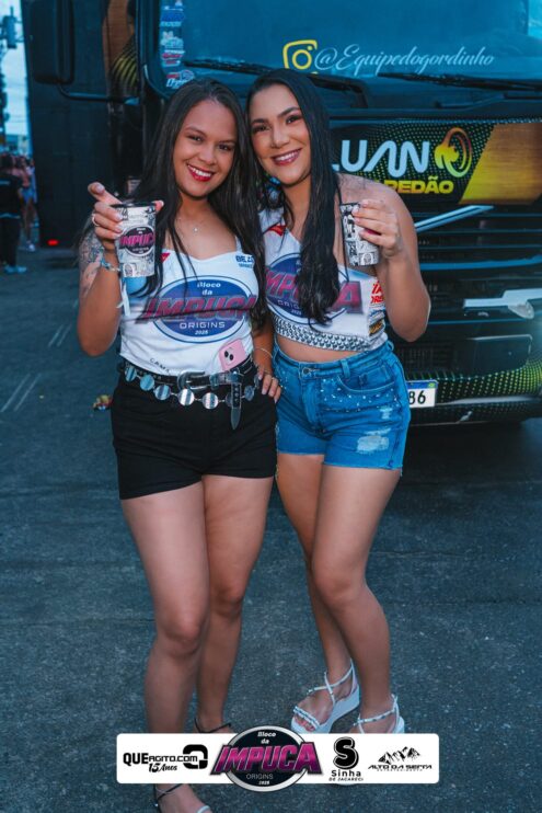 Bloco da Impuca completa 15 anos e arrasta multidão pelas ruas de Camacã 1522