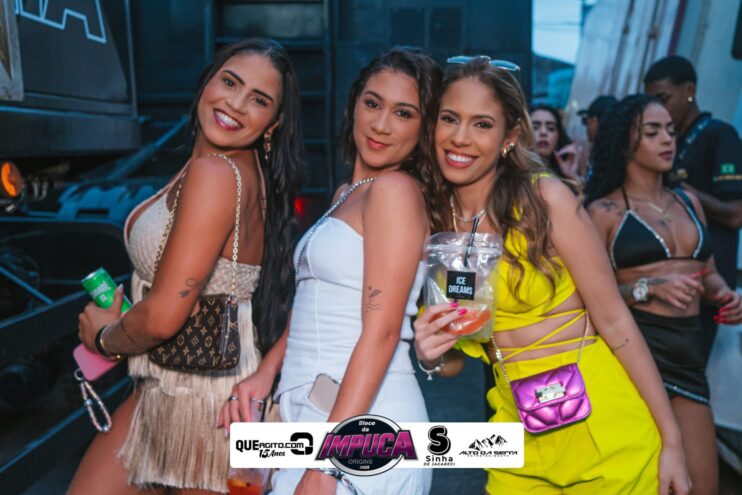 Bloco da Impuca completa 15 anos e arrasta multidão pelas ruas de Camacã 1527